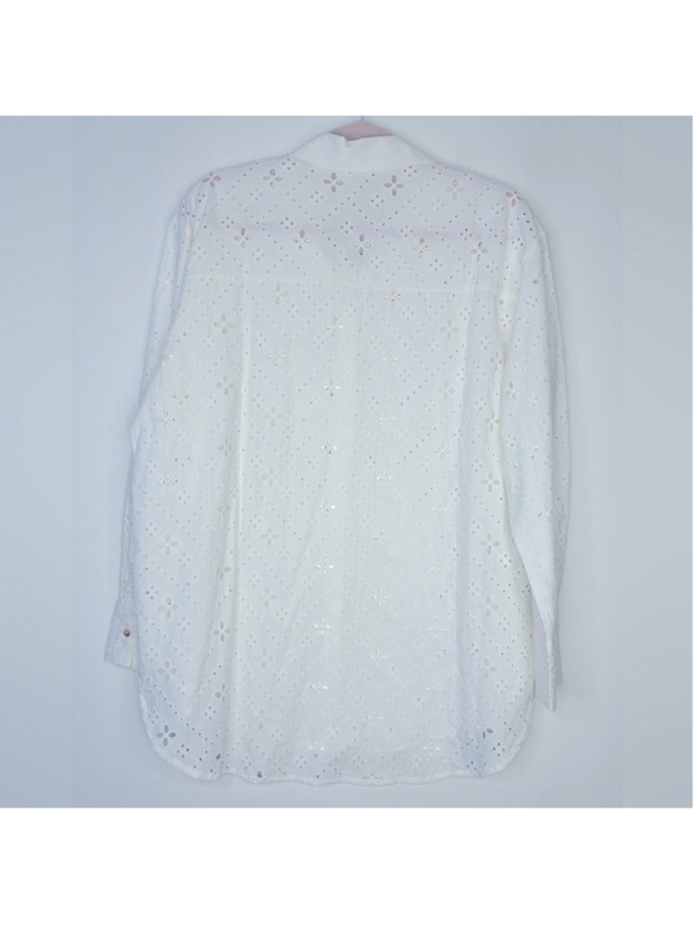 NWT MANGO (MNG) CAMISA Oversized White Eyelet Button Down Shirt Size 4 #0029 - Picture 7 of 10